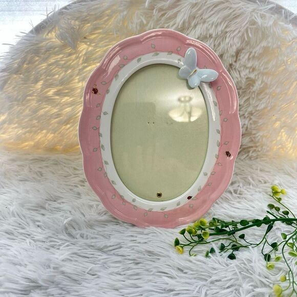 Lenox Butterfly Meadow‎ Oval Photo Frame 5” x 7” Pink Porcelain w/ Stand - Picture 1 of 7